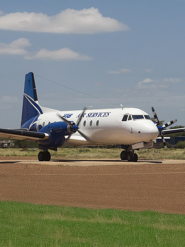 HS748
